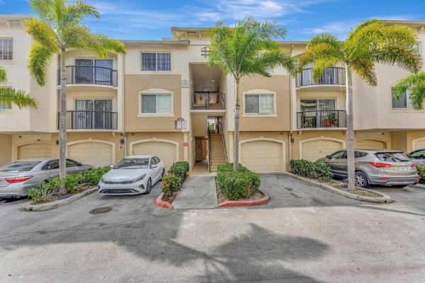 Grand View At Crestwood, 1400 S Crestwood Ct #1407, Royal Palm Beach, Florida 33411, image 1