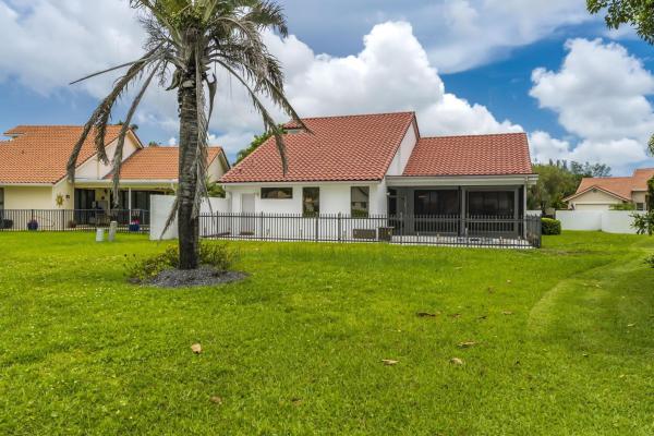 Boca Greens Country Club, 19325 Cherry Hills Ter, Boca Raton, Florida 33498, image 3
