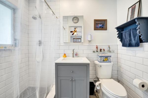Tropical Manors, 501 NE 28th St, Wilton Manors, Florida 33334, image 1