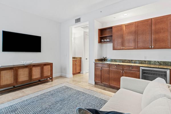 110 Gleason St #203, Delray Beach, Florida 33483, image 3