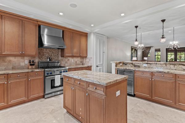 110 Gleason St #203, Delray Beach, Florida 33483, image 2