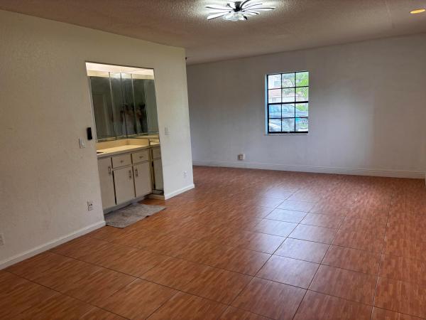 Valencia Estates, 12761 Westhampton Cir, Wellington, Florida 33414, image 2