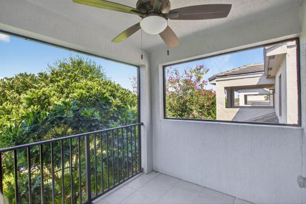 Vantage At Palm-Aire, 325 NW 33rd Ln, Pompano Beach, Florida 33069, image 2