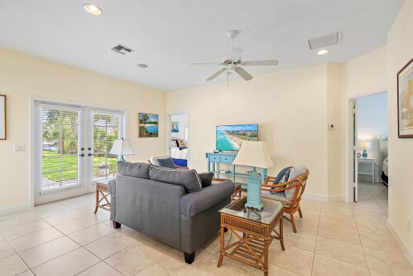 19043 SE Jupiter River Dr #Cottage, Jupiter, Florida 33458, image 1