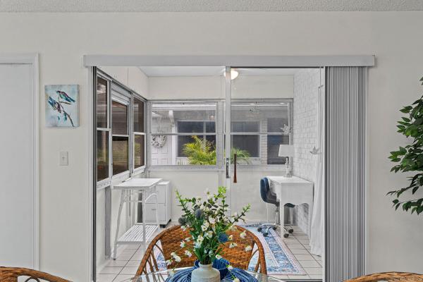 10098 S 40th Dr, Boynton Beach, Florida 33436, image 2