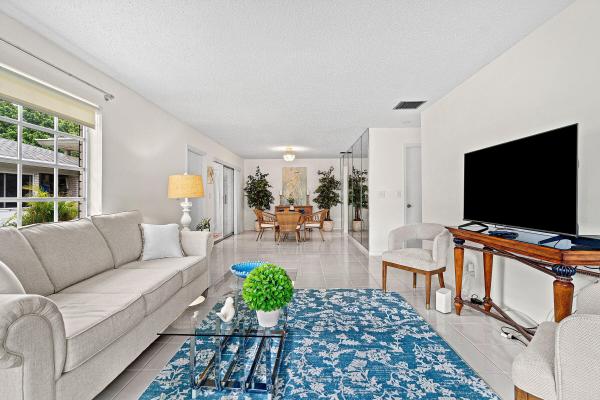 10098 S 40th Dr, Boynton Beach, Florida 33436, image 3