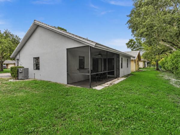 Shadow Wood Villas, 425 Shadow Wood Ln, Coral Springs, Florida 33071, image 1