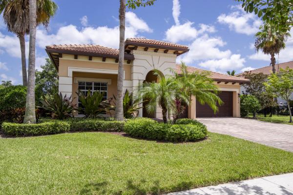 Loxahatchee Reserve, 172 Manor Cir, Jupiter, Florida 33458, image 2