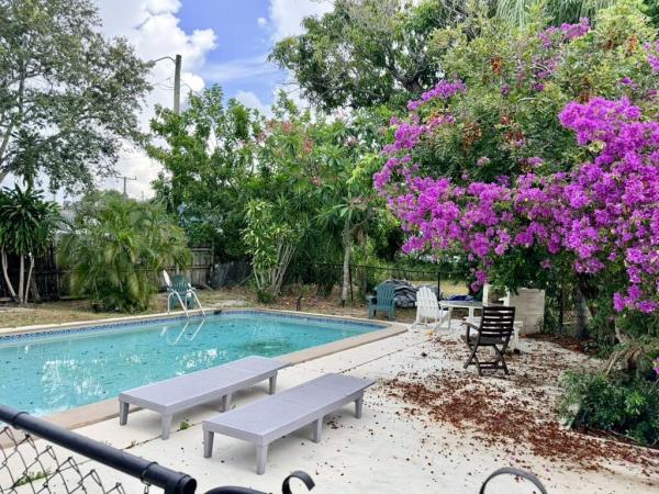 1124 18th Ave N #2, Lake Worth, Florida 33460, image 2