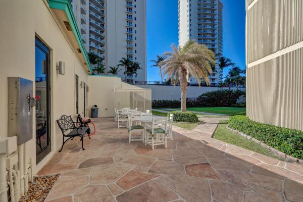 Phoenix Towers, 2800 N Ocean Dr #A3A, Riviera Beach, Florida 33404, image 3