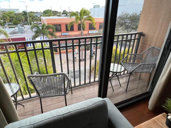 511 Lucerne Ave #316, Lake Worth, Florida 33460, image 3