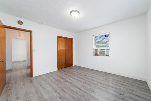 Oak Park, 317 NW 14th St, Belle Glade, Florida 33430, image 3