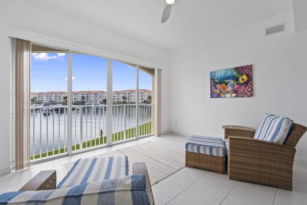 Harbour Isle West, 11 Harbour Isle Dr #206, Fort Pierce, Florida 34949, image 2