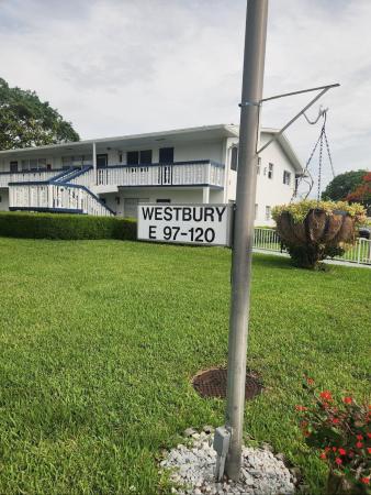 102 Westbury E, Deerfield Beach, Florida 33442, image 1