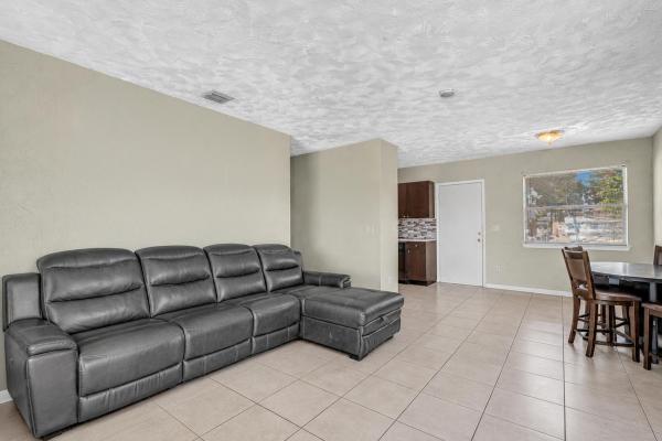 Rolling Green Ridge, 2743 NW 2nd St, Boynton Beach, Florida 33435, image 2