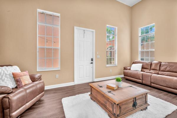 Meadow Pines, 516 SW 147th Ter #4-43, Pembroke Pines, Florida 33027, image 2
