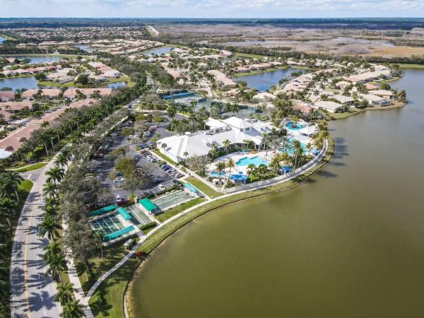 Bridgeport At Baywinds, 9442 Bridgeport Dr, West Palm Beach, Florida 33411, image 1