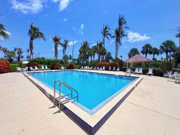 Atlantic View Beach Club, 5047 N Highway A1a #802, Fort Pierce, Florida 34949, image 3