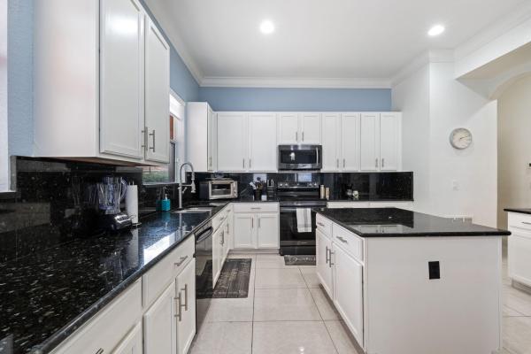 Terracina, 658 Cresta Cir, West Palm Beach, Florida 33413, image 1