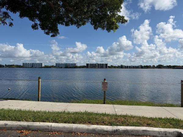 Lake Emerald, 118 Lake Emerald Dr #107, Oakland Park, Florida 33309, image 2