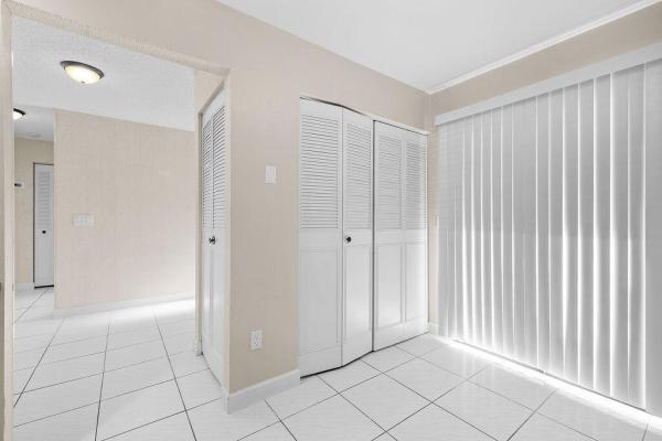 Strathmore Gate, 191 Mastic Tree Ct, Royal Palm Beach, Florida 33411, image 3