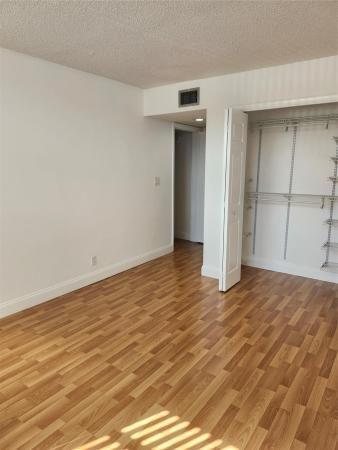 Country Club Village, 16251 Golf Club Rd #212, Weston, Florida 33326, image 1