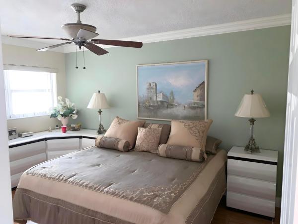 Maybury Mansions, 5200 NE 24th Ter #C-303, Fort Lauderdale, Florida 33308, image 2