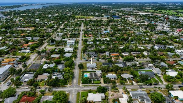 Broadmoor, 325 Franklin Rd, West Palm Beach, Florida 33405, image 3