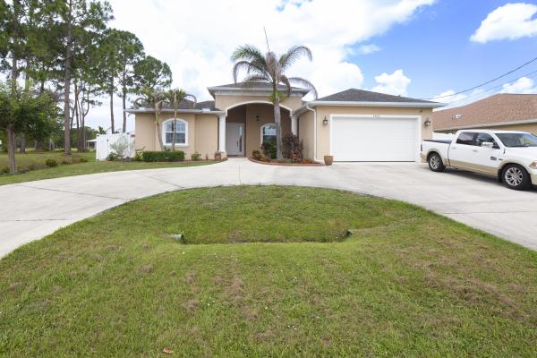 Torino, 6462 NW Colgate St, Port St. Lucie, Florida 34986, image 2