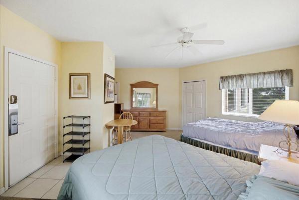 8340 Mulligan Cir #2024, Port St. Lucie, Florida 34986, image 2
