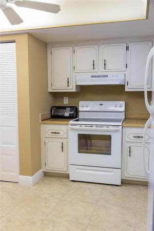 Palm Springs 2, 7680 NW 18th St #406, Margate, Florida 33063, image 3