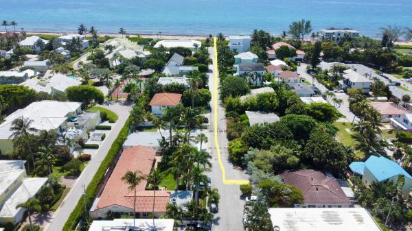 Palm Beach Shore Acres, 14 Tropical Dr #1, Ocean Ridge, Florida 33435, image 1