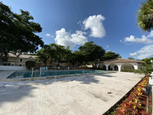 Coral Gardens 2, 2810 Riverside Dr #201-4, Coral Springs, Florida 33065, image 3