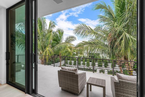 La Hacienda Delray, 721 N Lake Ave N, Delray Beach, Florida 33483, image 3