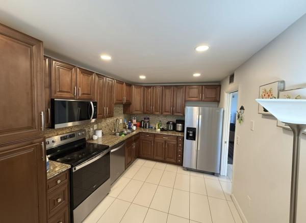 Lake Forest, 2850 Forest Hills Blvd #214, Coral Springs, Florida 33065, image 3