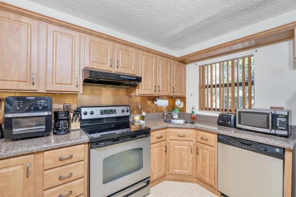 Karanda Village 5, 3407 NW 47th Ave #3184, Coconut Creek, Florida 33063, image 2