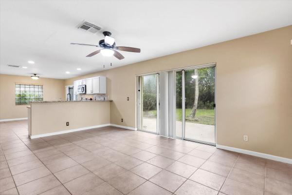 Borgata, 1533 Rialto Dr, Boynton Beach, Florida 33436, image 3