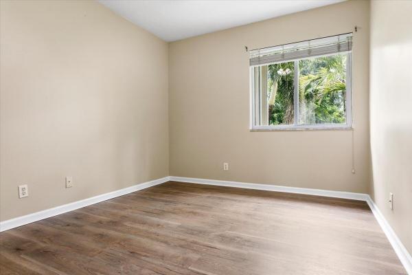 Borgata, 1533 Rialto Dr, Boynton Beach, Florida 33436, image 2