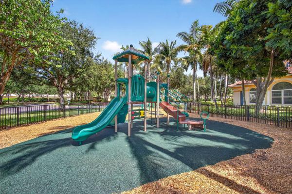 Parkside Village, 3117 N Evergreen Cir, Boynton Beach, Florida 33426, image 3