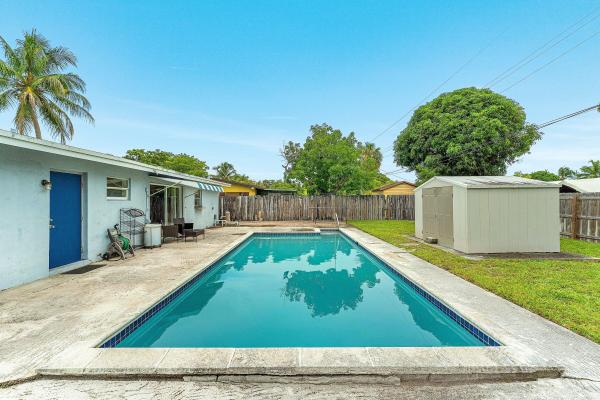 Margate Estates, 5543 SW 7th St, Margate, Florida 33068, image 2