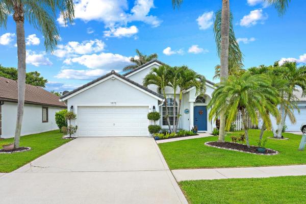 The Estates At Oak Hamlet, 1875 Oak Berry Cir, Wellington, Florida 33414, image 2