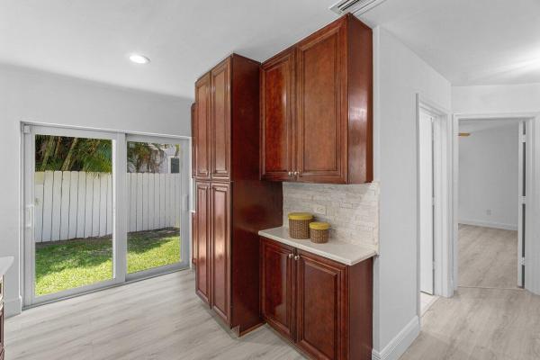 6930 NW 2nd Ter, Boca Raton, Florida 33487, image 3
