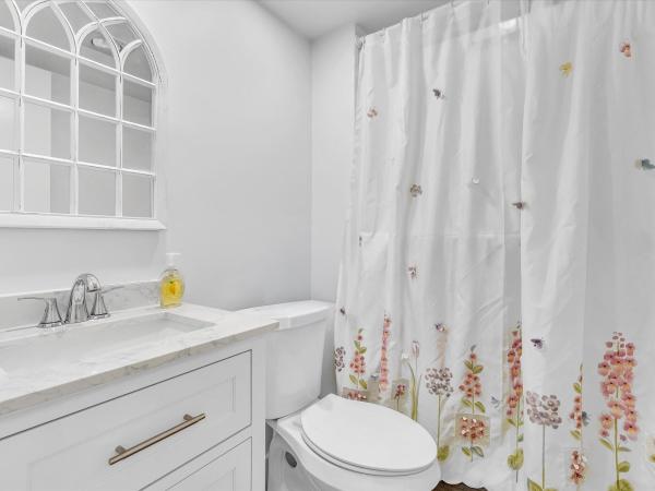 Berkley House Of Carriage Hills, 100 Ashbury Rd #103, Hollywood, Florida 33024, image 2