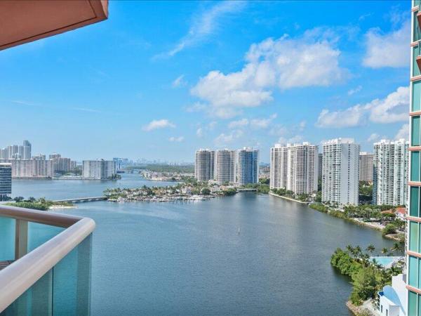 Hidden Bay, 3370 NE 190th St #2409, Aventura, Florida 33180, image 2