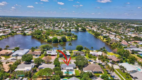 Boca Raton Square, 832 SW 10th Ave, Boca Raton, Florida 33486, image 1