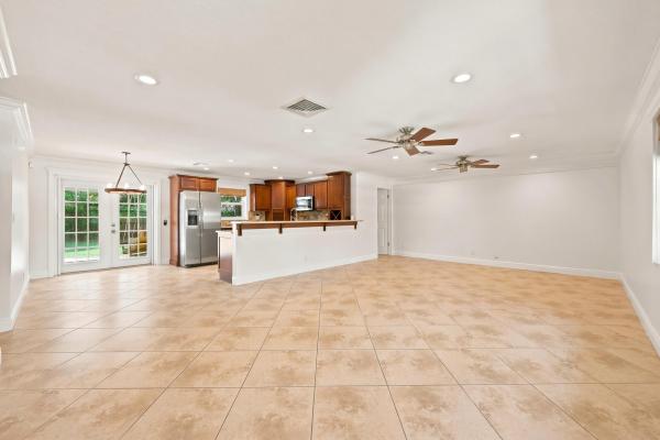 Boca Raton Square, 1222 SW 5th St, Boca Raton, Florida 33486, image 1