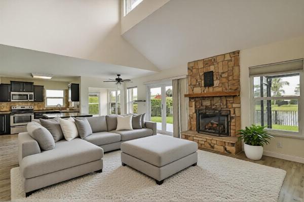 3570 Woods Walk Blvd, Lake Worth, Florida 33467, image 2