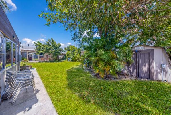 Hollywood Park, 2326 Harding St, Hollywood, Florida 33020, image 1