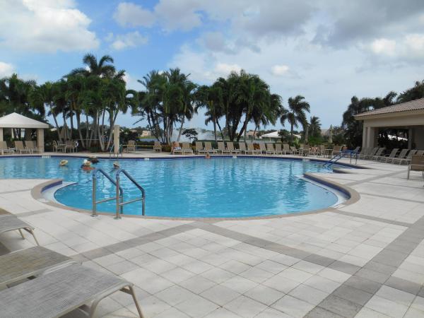 Valencia Isles, 7387 Tonga Ct, Boynton Beach, Florida 33437, image 2
