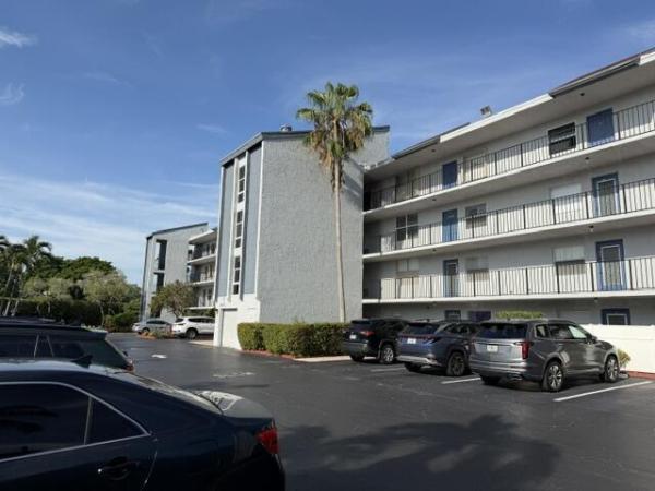 Deauville Village, 6675 S Oriole Blvd #4040, Delray Beach, Florida 33446, image 1